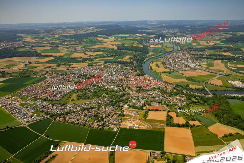 Das Luftbild zeigt  Bad Wimpfen - Die Luftaufnahme wurde 2023 vom UL-Flugzeug aus erstellt ( keine Drohne ) - Hochauflösende Luftaufnahme - Für grossformatige Ausdrucke geeignet. Die Geschenkidee !Mit Lizenz und Bildrechte bestellbar