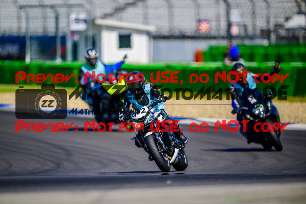 MaZZes_Fotomatrix_20250817_6007705_4662 | RL