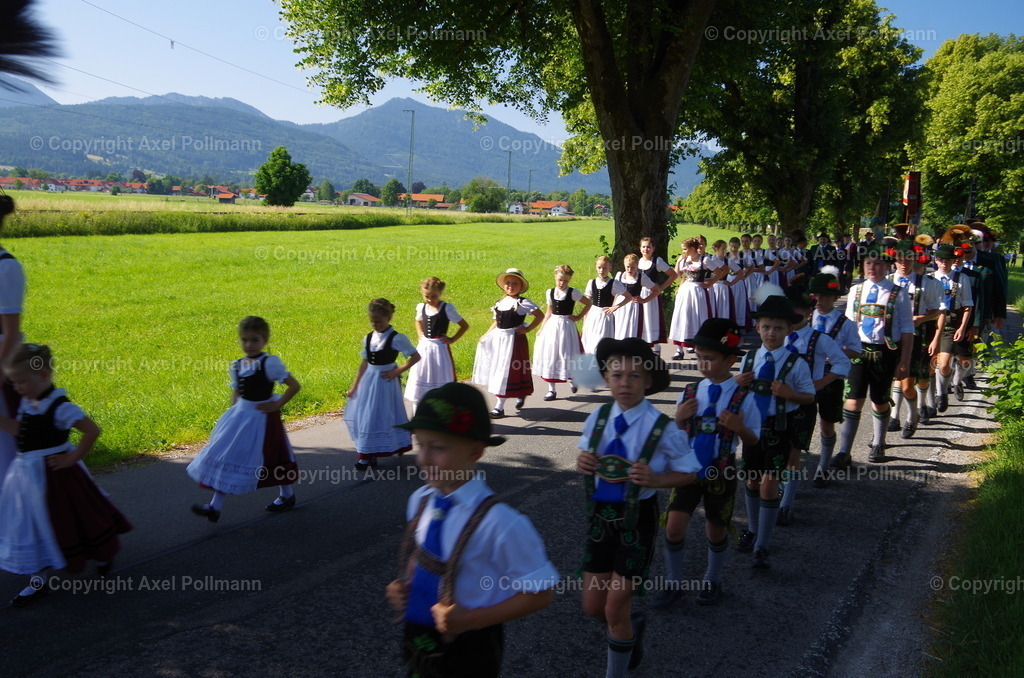 IMGP4873 | fotografiert von Axel PollmannLeonhardi Wallfahrt Benediktbeuern und Murnau, Fronleichnam, Fasching, Landschaft im Loisachtal und Benediktbeuern  - Realisiert mit Pictrs.com