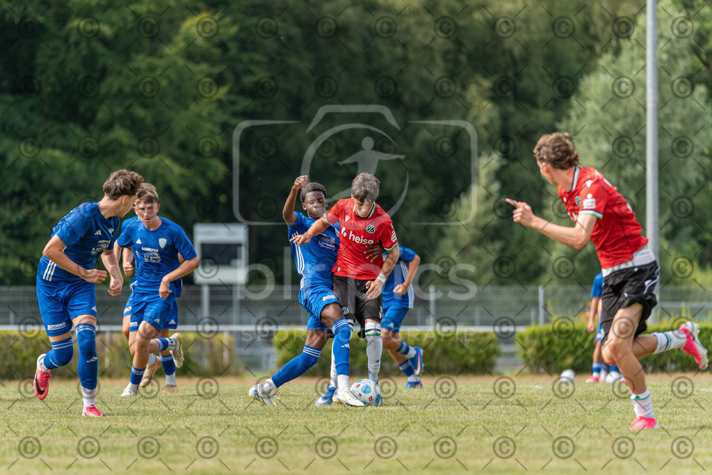 _DSC8624 | Professionelle Fußball- und Sportfotografie. Spielbilder online ansehen und kaufen – Einzelbilder oder komplette Galerien in hoher Qualität. - Realisiert mit Pictrs.com