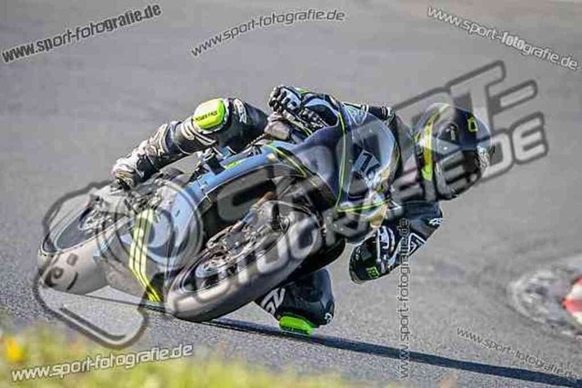 pubi9162 | Professionelle Fotos von Sportveranstaltungen, aber auch Hochzeiten und anderen Events. - Realisiert mit Pictrs.com