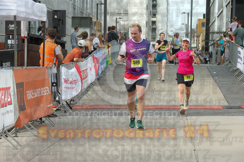 250920_1528_EX1_9623 | Sportfotografie im Rhein-Sieg Kreis, Köln, Bonn, NRW, Rheinland Pfalz, Hessen, etc. Unser Tätigkeitsfeld umfasst den Laufsport vom Volkslauf über den Marathon, Duathlon, Triathon bis zum Ultralauf wie Kölnpfad Ultra oder Schindertrail.