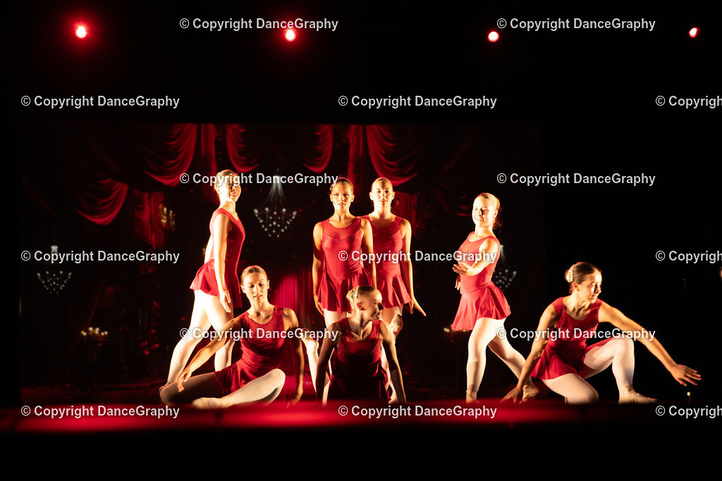 GPHY4298 | DanceGraphy - Realisiert mit Pictrs.com