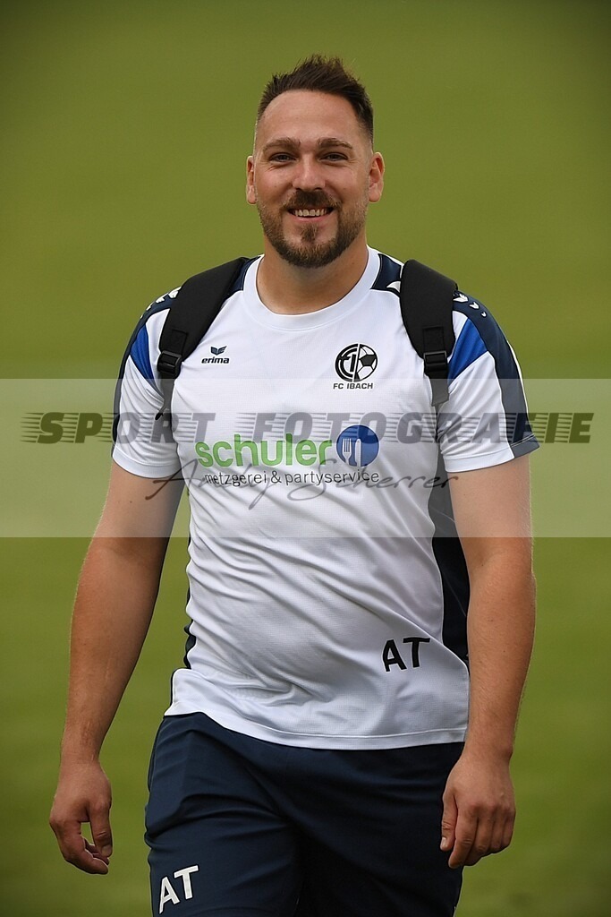 D5S_5061 | Kaufen Sie Sportbilder im Onlineshop von Andy Scherrer Sportfotografie. Faszinierende Bilder von Sportevents aus der ganzen Schweiz. Fussball, Frauenfussball, Unihockey, Handball, Schwingen und weiteren Sportarten. - Realisiert mit Pictrs.com