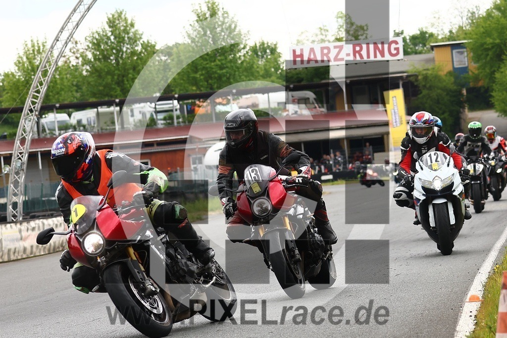 0013-20260509_01048 | Schöne Erinnerungen an spannende Momente - das festzuhalten ist unser Job. PIXELrace.de ist seit 2003 auf den Rennstrecken Europas unterwegs um die Action draußen beim Fahren und die wunderbare Stimmung imm Fahrerlager für euch einzufangen.