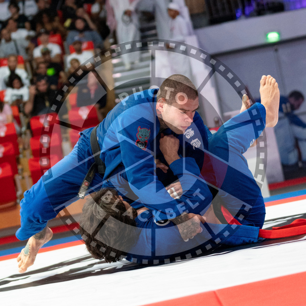 20231109PBB4227 | Fighters compete during the AJP World Professional Championship in the Mubadala Arena in Abu Dhabi, Arab United Emirates, on November 9, 2023.