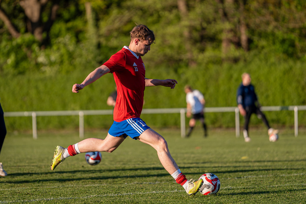 Fußball I Herren I Saison 2025-2026 I Landesliga Weser-Ems I 17. Spieltag I TV Dinklage - VfR Voxtrup I 12672 | jns.sportfotos - Realisiert mit Pictrs.com