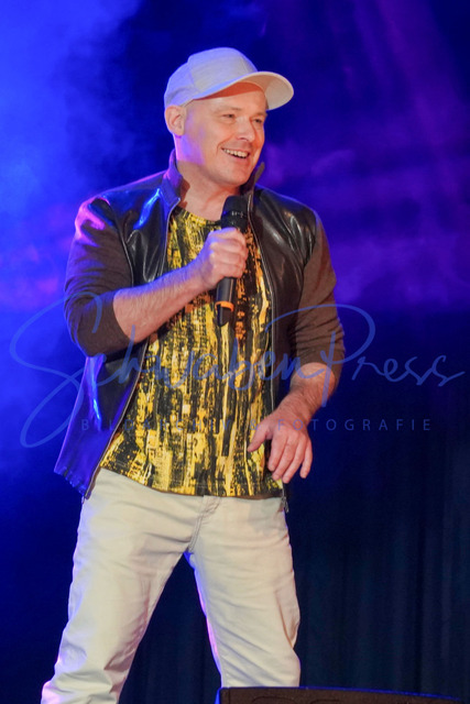 060424Ho1712 | Birnbaum -Stauferkrone 2024
Der internationale Schlagerwettbewerb Stauferkrone wird 2024 bereits zum fuenften Mal von Maitis Media ausgerichetet. 
Deutschland, Donzodrf, Stadthalle, 06.04.2024


