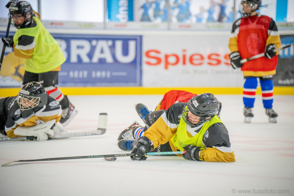 2025-09JP Hockey-Camp-Widnau-1558 | "Fussifoto.com – Ihr Ansprechpartner für hochwertige Fotografie! Entdecken Sie kreative Bilder und professionelle Dienstleistungen. Kontaktieren Sie uns für Ihre Projekte!"