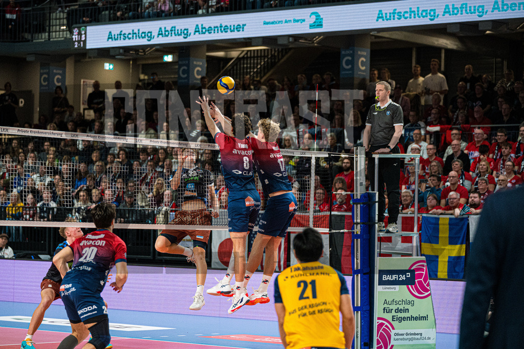 Volleyball I Herren I Saison 2025/2026 I Bundesliga I 10. Spieltag I SVG Lüneburg - WWK Volleys Herrsching | CONTRAST ZERØ MEDIA - Realisiert mit Pictrs.com