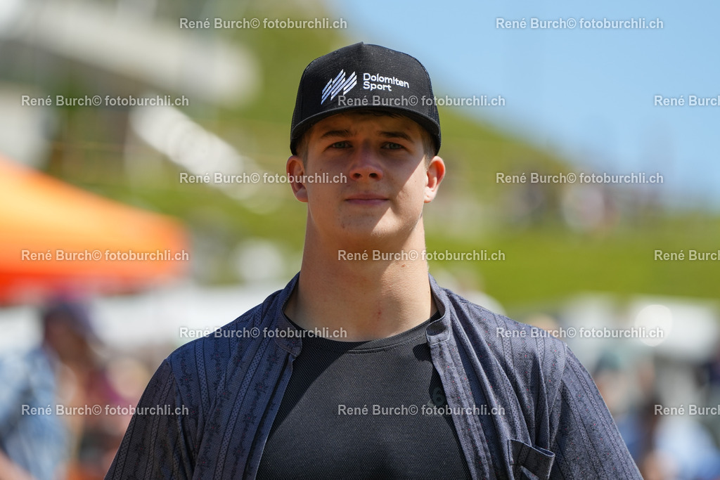 RB_03906-1 | René Burch leidenschaftlicher Fotograf aus Kerns in Obwalden.  Hier finden sie Sport, Landschaft und Natur Fotografie.
 - Realisiert mit Pictrs.com