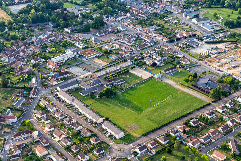 Aerial view: Association Sportive de Thorigné in Thorigné-sur-Dué in the state Sarthe, France. – Photo: IMG_132445.jpg taken on 06/14/2022 by Werner Riehm/FLY-FOTO.com – Resolution of the original: 5085 x 3390 px – Association Sportive de Thorigné sur Dué : site officiel du club de foot de THORIGNE SUR DUE - footeo