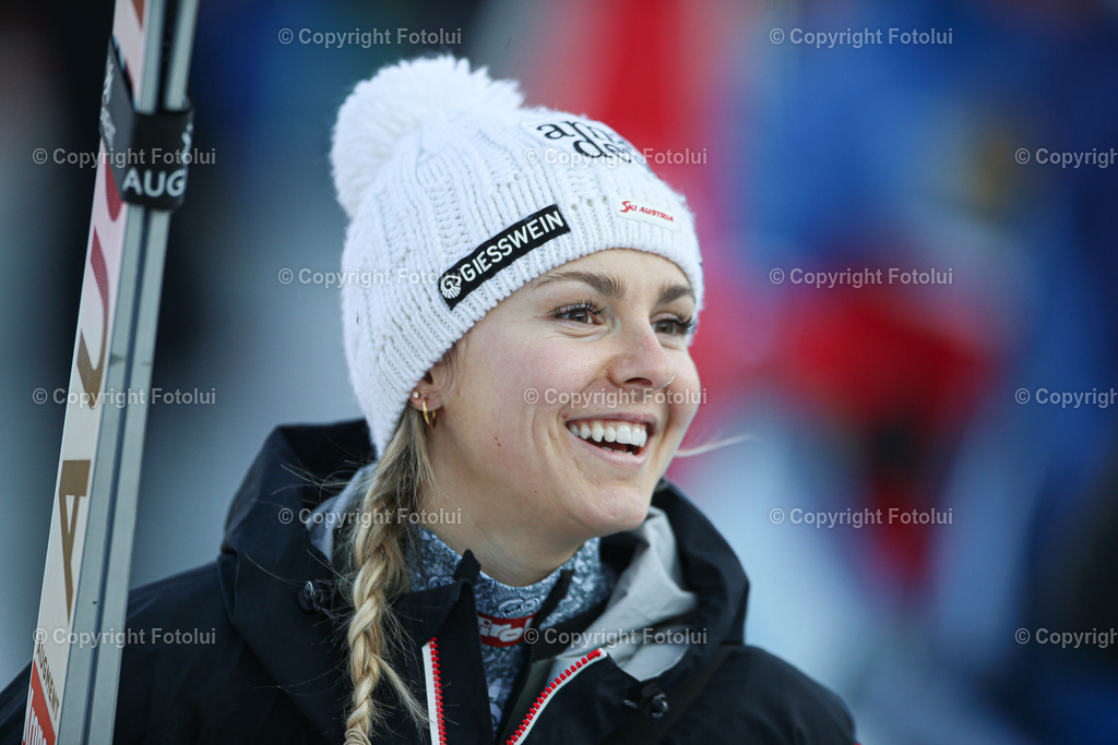 A_LUI_20230210_0083 | HINZENBACH, AUSTRIA, NORDIC SKIING, WOMEN TEAM-SKI JUMPING - FIS WORLD CUP 
IM BILD:  Chiara Kreuzer (AUT)                

FOTO:FOTOLUI/UW