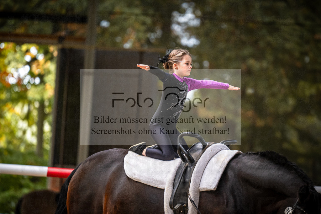 DOS_0078 | Entdecke hochwertige Reitturnierfotos von Foto Oger. Professionell, emotional und authentisch – jetzt Lieblingsmomente im Shop bestellen.Deutschlandweite Turnierfotografie. - Realisiert mit Pictrs.com