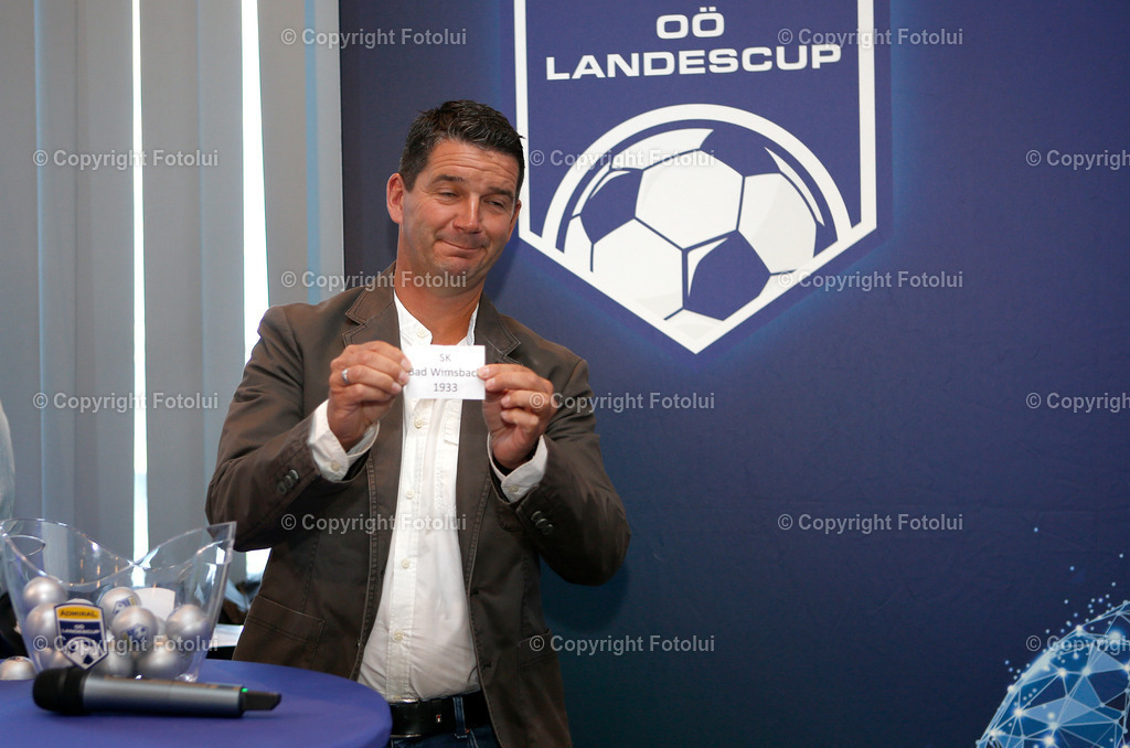 A_LUI_030724_37 | bilder, linz, photo, foto, fussball, sport, fotolui, bundesliga