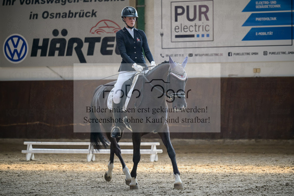 Reitturnier Voxtrup | Entdecke hochwertige Reitturnierfotos von Foto Oger. Professionell, emotional und authentisch – jetzt Lieblingsmomente im Shop bestellen.Deutschlandweite Turnierfotografie. - Realisiert mit Pictrs.com