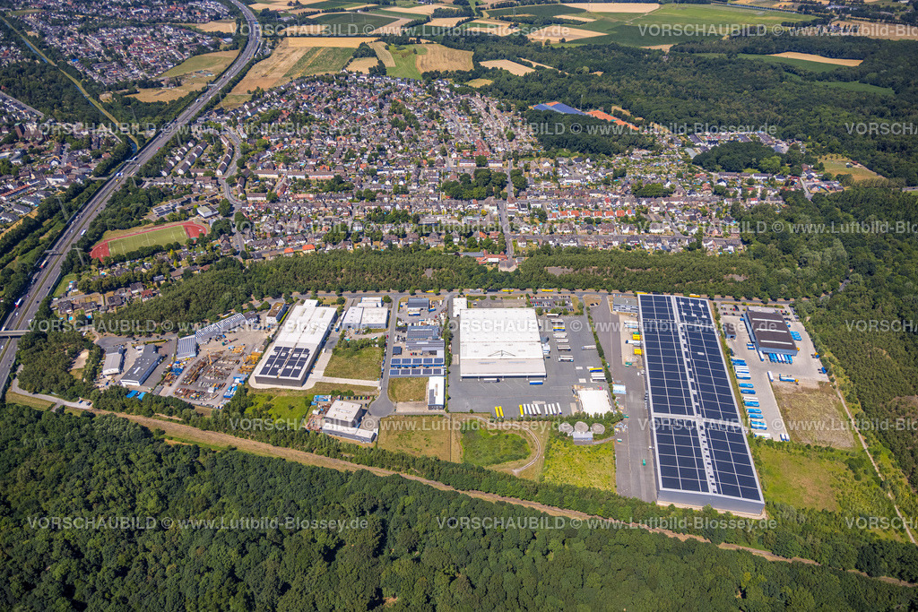 Castrop-Rauxel220706117 | Luftbild, Gewerbegebiet Am Rapensweg, Solardach, Ortsansicht Ickern, Castrop-Rauxel, Ruhrgebiet, Nordrhein-Westfalen, Deutschland