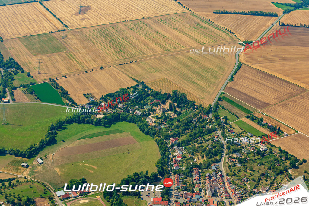 Übersichts Bild Bad Sulza - Die Luftaufnahme wurde 2025 vom UL-Flugzeug heraus erstellt ( keine Drohnenaufnahme ) - Hochauflösende Luftaufnahme - für Wandbilder und großformatige Ausdrucke geeignet. Das besondere Geschenk!Hier alle&nbsp;Infos zur Lizenzierung der LuftaufnahmeWir fliegen auch dieses Jahr wieder in Ihre Region um Luftbilder zu erstellen.- Luftbild anfragen