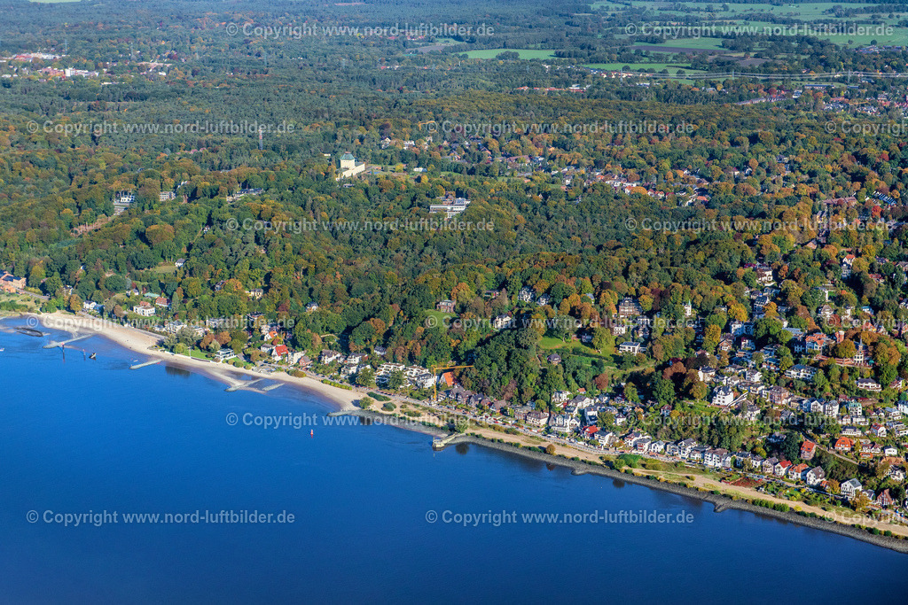 Hamburg_Blankenese_ELS_4684091022 | HAMBURG 09.10.2022 Elbe- Uferbereich im Stadtteil Blankenese in Hamburg. // Elbe riverbank area in Blankenese district in Hamburg. Foto: Martin Elsen