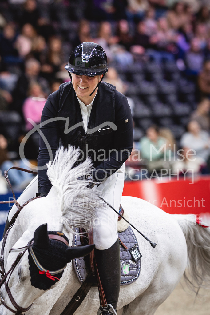 241102_Oldenburg_FinaleWaldbach-177 | Deine schönsten Turniermomente als professionelle Fotos! Entdecke hochwertige Pferdesport-Fotografie im Online-Shop. Jetzt Fotos finden & bestellen!