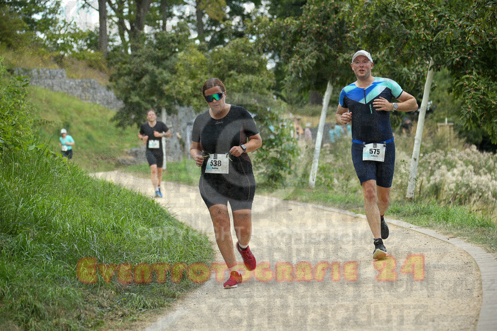 250824_1428_EX1_6325 | Sportfotografie im Rhein-Sieg Kreis, Köln, Bonn, NRW, Rheinland Pfalz, Hessen, etc. Unser Tätigkeitsfeld umfasst den Laufsport vom Volkslauf über den Marathon, Duathlon, Triathon bis zum Ultralauf wie Kölnpfad Ultra oder Schindertrail.