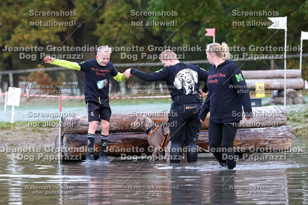 Dog Paparazzi - Strongdog 10-25-6139 | Dog Paparazzi Jeanette Grottendiek Fotografie & Videografie - Realisiert mit Pictrs.com