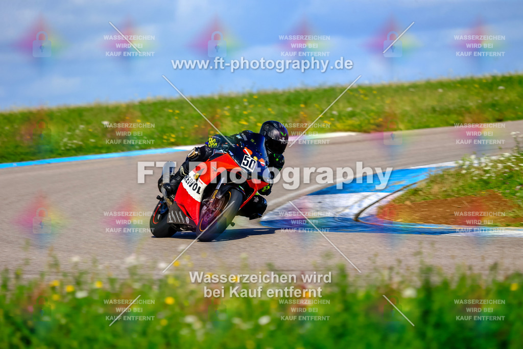 050-5332 | Hier findet Ihr Bilder von Touristenfahrten auf der Nürburgring Nordschleife oder von anderen Veranstaltungen die ich besucht habe. Viel Spass beim Durch Schauen 