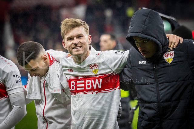 German Bundesliga, Bayer 04 Leverkusen vs. VfB Stuttgart, 10.01.2026 | LEVERKUSEN, GERMANY - JANUARY 10: Maxilimial Mittelstädt (Mittelstadt, Mittelstaedt / VfB Stuttgart, 7) after the game during the German Bundesliga match on gameday 16 between Bayer 04 Leverkusen vs. VfB Stuttgart at BayArena on January 10, 2026 in Leverkusen, Germany. DFL REGULATIONS PROHIBIT ANY USE OF PHOTOGRAPHS AS IMAGE SEQUENCES AND/OR QUASI-VIDEO.