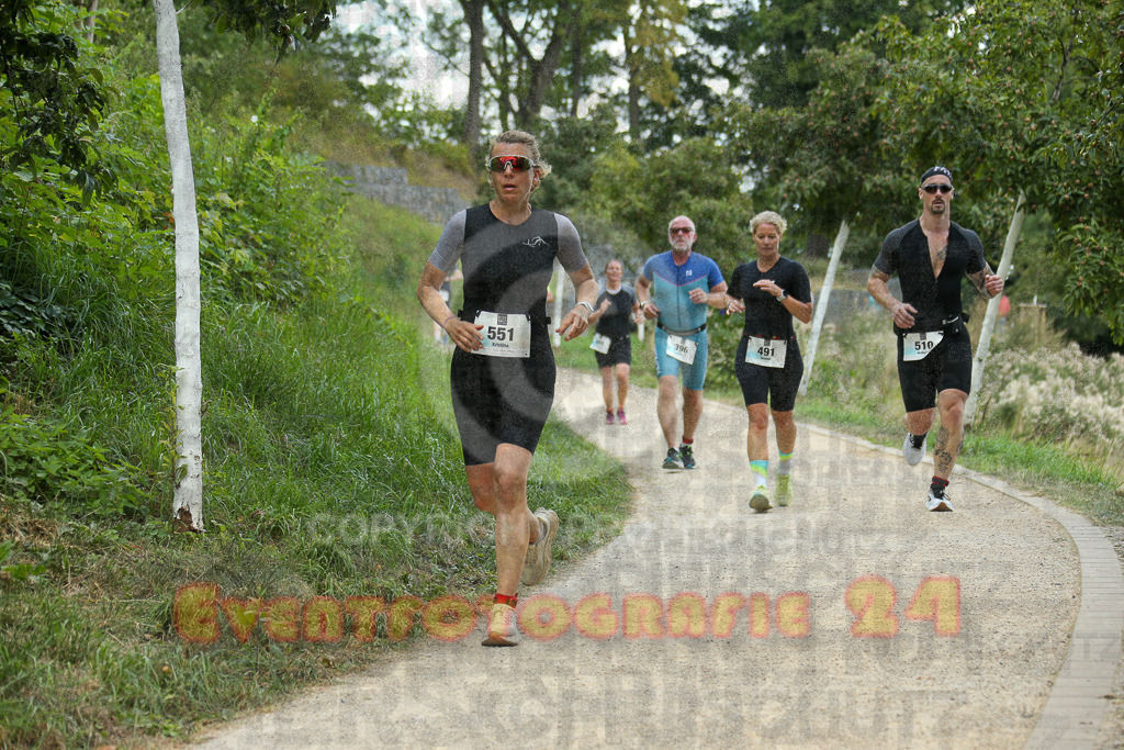 250824_1405_EX1_4891 | Sportfotografie im Rhein-Sieg Kreis, Köln, Bonn, NRW, Rheinland Pfalz, Hessen, etc. Unser Tätigkeitsfeld umfasst den Laufsport vom Volkslauf über den Marathon, Duathlon, Triathon bis zum Ultralauf wie Kölnpfad Ultra oder Schindertrail.