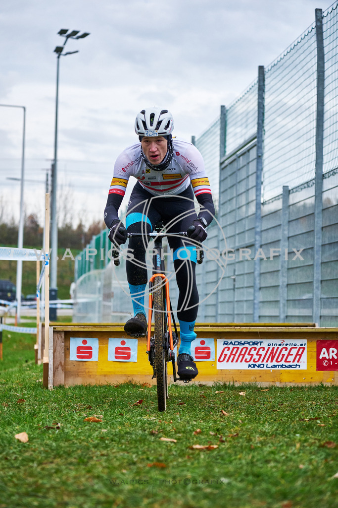 ..... | AUSTRIA, 24.11.24, 3.Radquerfeldein GP um das Sportzentrum Gunskirchen Image shows: Photo: Wapics / Michael Ring