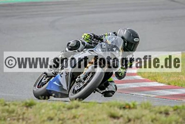 spof7863 | Professionelle Fotos von Sportveranstaltungen, aber auch Hochzeiten und anderen Events. - Realisiert mit Pictrs.com