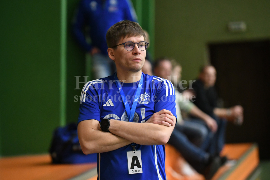 SSG Metten : SpVgg Altenerding | Trainer Florian Sedlmeier (SSG Metten) - Realisiert mit Pictrs.com