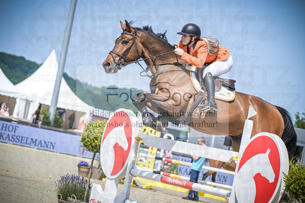 DOS_5508 | Entdecke hochwertige Reitturnierfotos von Foto Oger. Professionell, emotional und authentisch – jetzt Lieblingsmomente im Shop bestellen.Deutschlandweite Turnierfotografie. - Realisiert mit Pictrs.com