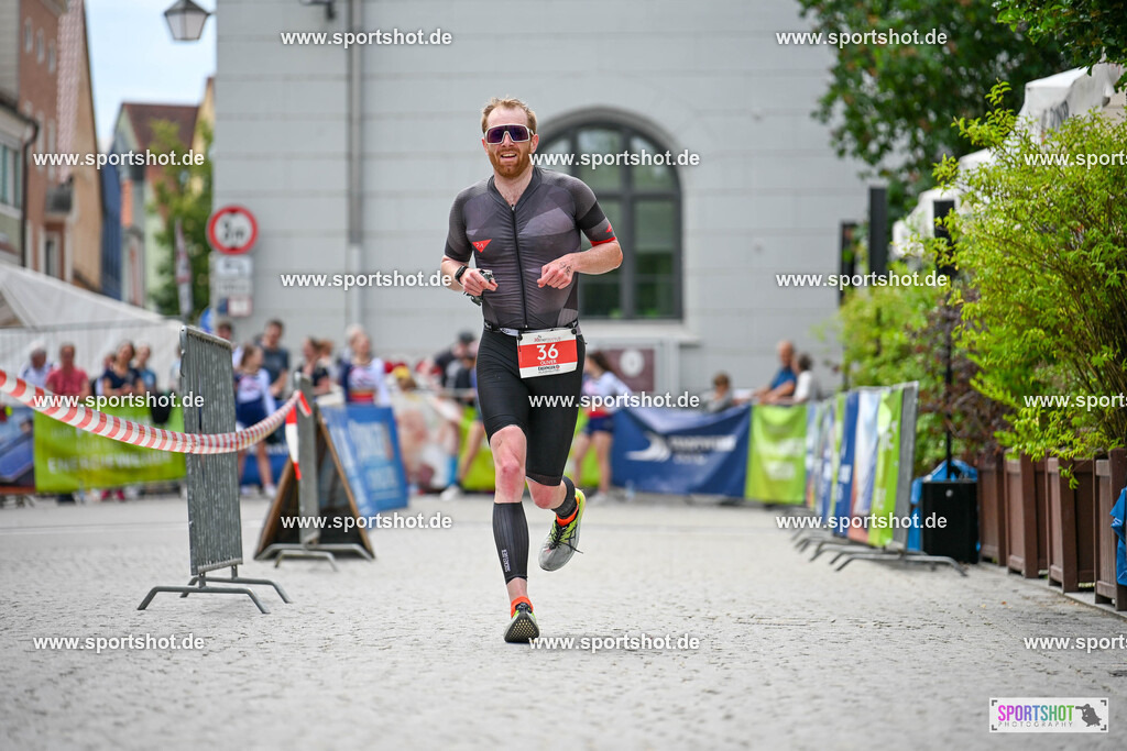 SZI_6299 | Stadttriathlon Erding 2025. #yourpictrs #sportshot_your_pictrs @Sportshotphotography #stadttriathlonerding Copyright: www.sportshot.de