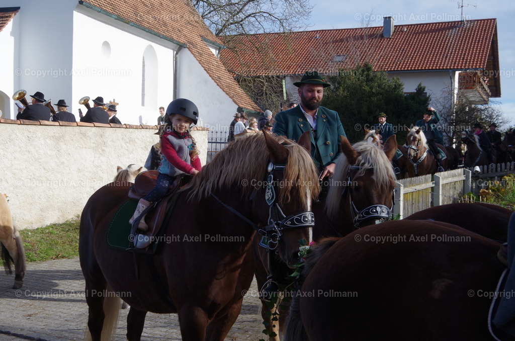 IMGP1160 | fotografiert von Axel PollmannLeonhardi Wallfahrt Benediktbeuern und Murnau, Fronleichnam, Fasching, Landschaft im Loisachtal und Benediktbeuern  - Realisiert mit Pictrs.com