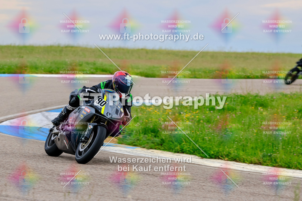 MotoTeam-1692 | Hier findet Ihr Bilder von Touristenfahrten auf der Nürburgring Nordschleife oder von anderen Veranstaltungen die ich besucht habe. Viel Spass beim Durch Schauen 