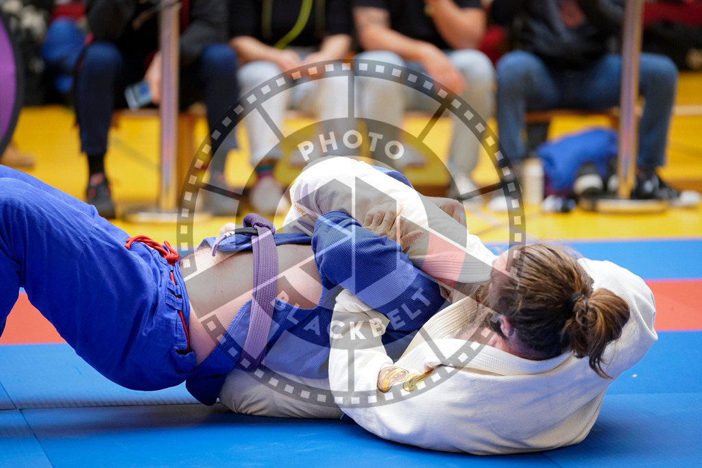 20240203PBB07706 | Fighters compete during the Brazilian Jiu-Jitsu Championship of the AJP Tour in Maintal by Frankfurt am Main, Germany, on February 2, 2024.