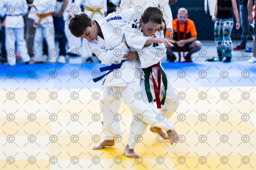 250921-120109-_G2A8916-MarcelSutter | Finde und bestelle deine Sport- und Eventfotos in höchster Qualität. Professionelle Aufnahmen von Wettkämpfen, Veranstaltungen und Outdoor-Events – schnell und einfach online bestellen. - Realisiert mit Pictrs.com