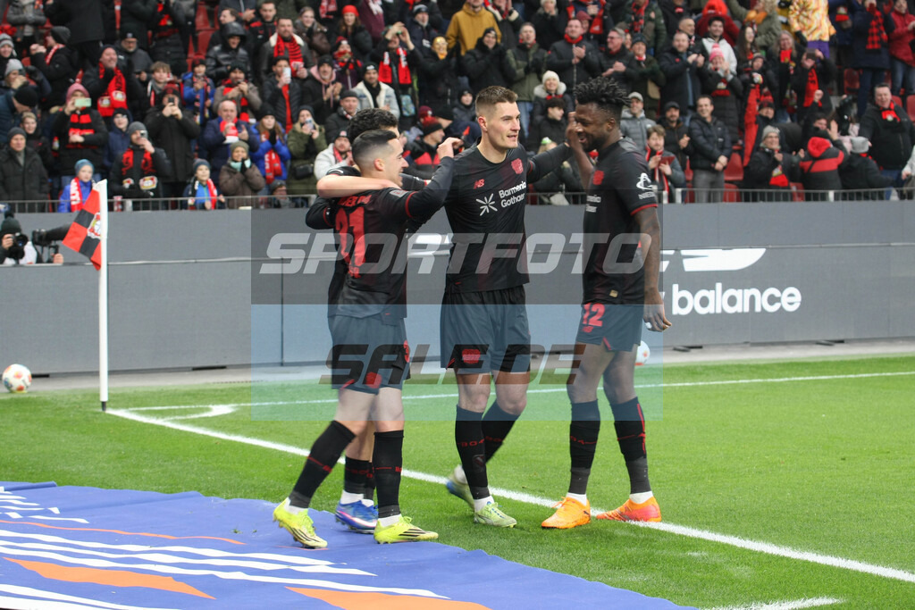 Bayer Leverkusen Saison 25/26 - © Sportfoto-Sale (MK) | Torjubel Patrik Schick - Bayer Leverkusen Saison 25/26 - © Sportfoto-Sale (MK) - Realisiert mit Pictrs.com