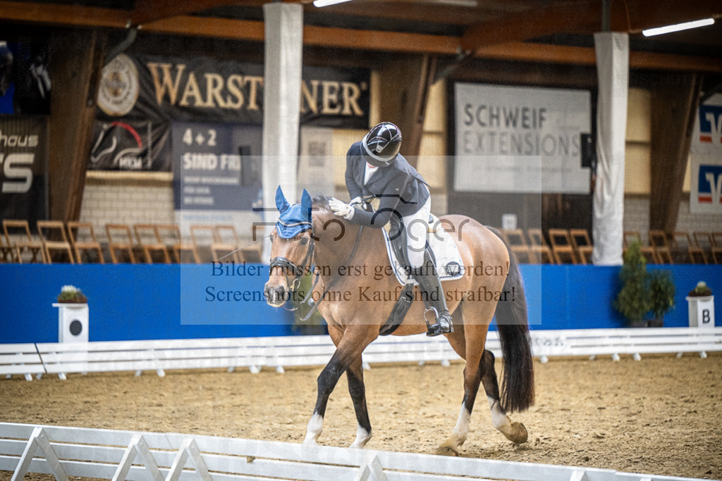 DOS_2526 | Entdecke hochwertige Reitturnierfotos von Foto Oger. Professionell, emotional und authentisch – jetzt Lieblingsmomente im Shop bestellen.Deutschlandweite Turnierfotografie. - Realisiert mit Pictrs.com