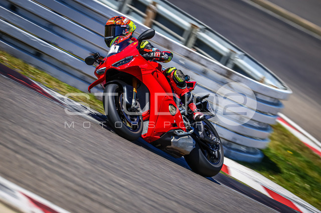 0021-260526NBR-027_21 | Deine Full-Service-Agentur für ✔️Videoproduktionen und ✔️Motorsportfotografie Jetzt Angebot anfragen!