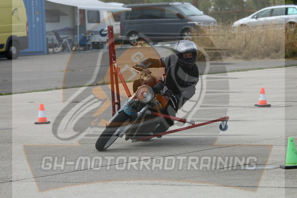 IMG_3513 | gh-motorradtraining-foto.de - Realisiert mit Pictrs.com
