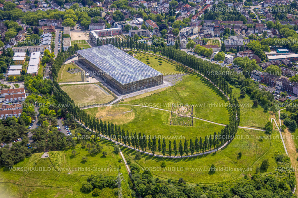 Herne250602069 | Luftbild, Akademie Mont-Cenis - Fortbildungsakademie des Ministeriums des Innern des Landes NRW, Baumallee Kreis, Sodingen, Herne, Ruhrgebiet, Nordrhein-Westfalen, Deutschland