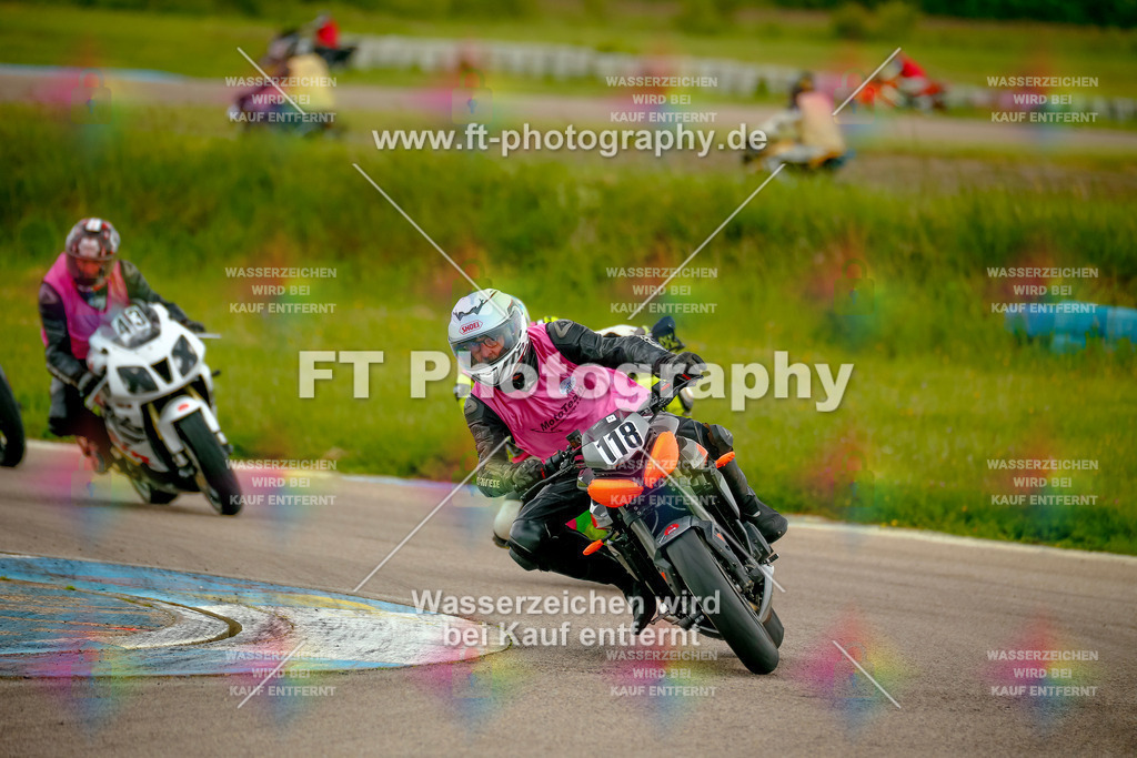 _MOT2274 | Hier findet Ihr Bilder von Touristenfahrten auf der Nürburgring Nordschleife oder von anderen Veranstaltungen die ich besucht habe. Viel Spass beim Durch Schauen 