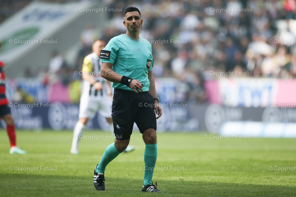 A_LUI_20230423_0038 | SPORT FUSSBALL ADMIRAL BUNDESLIGA 2022/23 LASK VS SC RAPID

IM BILD: Alan Kijas (Schiedsrichter)
FOTO:FOTOLUI/UW