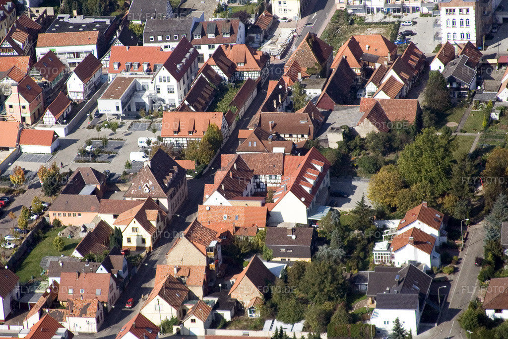 Luftbild: Bahnhofstr in Kandel im Bundesland Rheinland-Pfalz in Deutschland. Foto: IMG_8272.jpg vom 07.10.2007 durch Werner Riehm/FLY-FOTO.de
