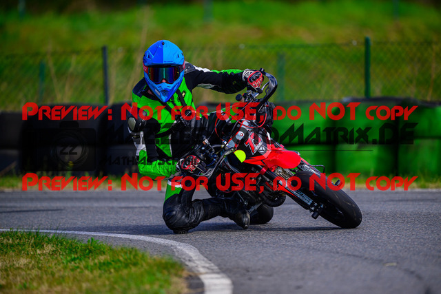 MaZZes_Fotomatrix_20250405_6007705_0323 | Fotograf Mathias Schmid
Sportfotograf,
Eventfotograf,
Hochzeitsfotograf,
Portraitfotograf