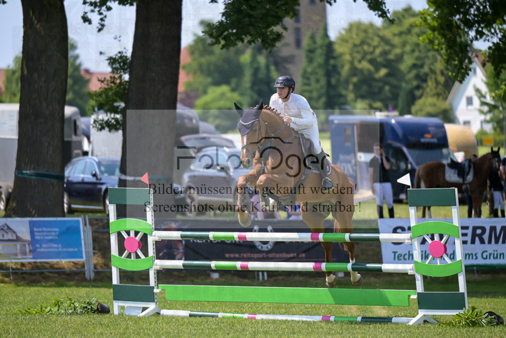 Reitturnier Voxtrup | Entdecke hochwertige Reitturnierfotos von Foto Oger. Professionell, emotional und authentisch – jetzt Lieblingsmomente im Shop bestellen.Deutschlandweite Turnierfotografie. - Realisiert mit Pictrs.com