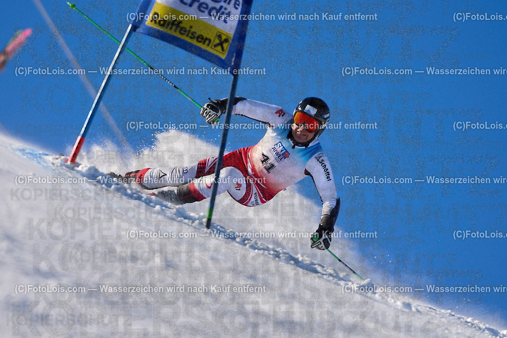 ALP3854_MASTERS-Cup_GS-A Herrn_Herb Rainer | (C)FotoLois.com, Alois Spandl. FIS Masters-Cup Wildschönau, Giant Slalom auf der Piste Schatzberg GS, Siegerehrung auf dem Dorfplatz Niederau, Sa 13. Januar 2024.