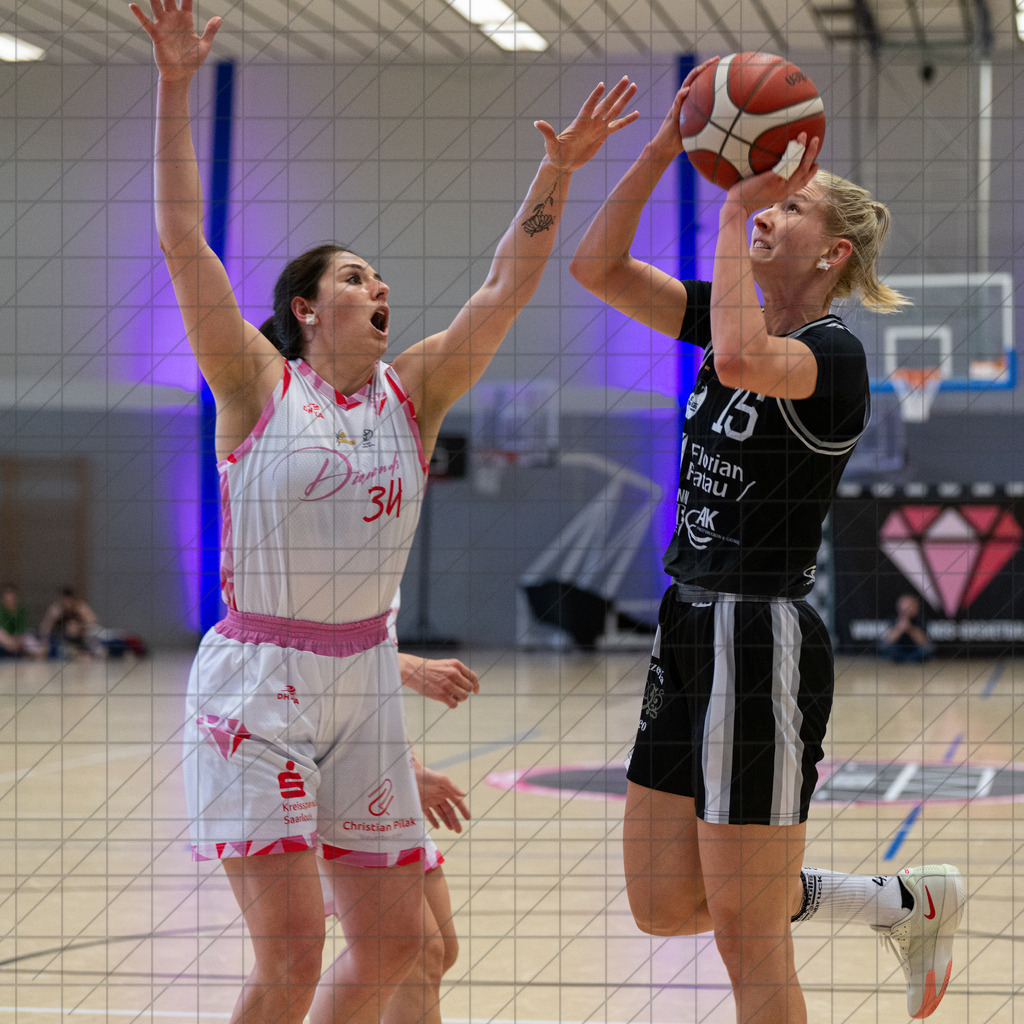 2. DBBL PlayOff 24/25 | 12.04.2025 | Dillingen Diamonds vs. BBC OS | 1/8-Finale, 2. Spiel  | 2. DBBL PlayOff 24/25 | 12.04.2025 | Dillingen Diamonds vs. BBC OS | 1/8-Finale, 2. Spiel  - - - - - CREDIT, www.bullenfotos.de, Martin König, Hörner Weg 40, D-49078 Osnabrück, +4917663732967, Nutzung und Weitergabe nur zu den vereinbarten Zwecken. Presseanfragen an Urheber. Alle Rechte beim Urheber. - - - - - - Realisiert mit Pictrs.com